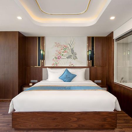 Cn Palace Boutique Hotel & Spa Da Nang Exteriör bild
